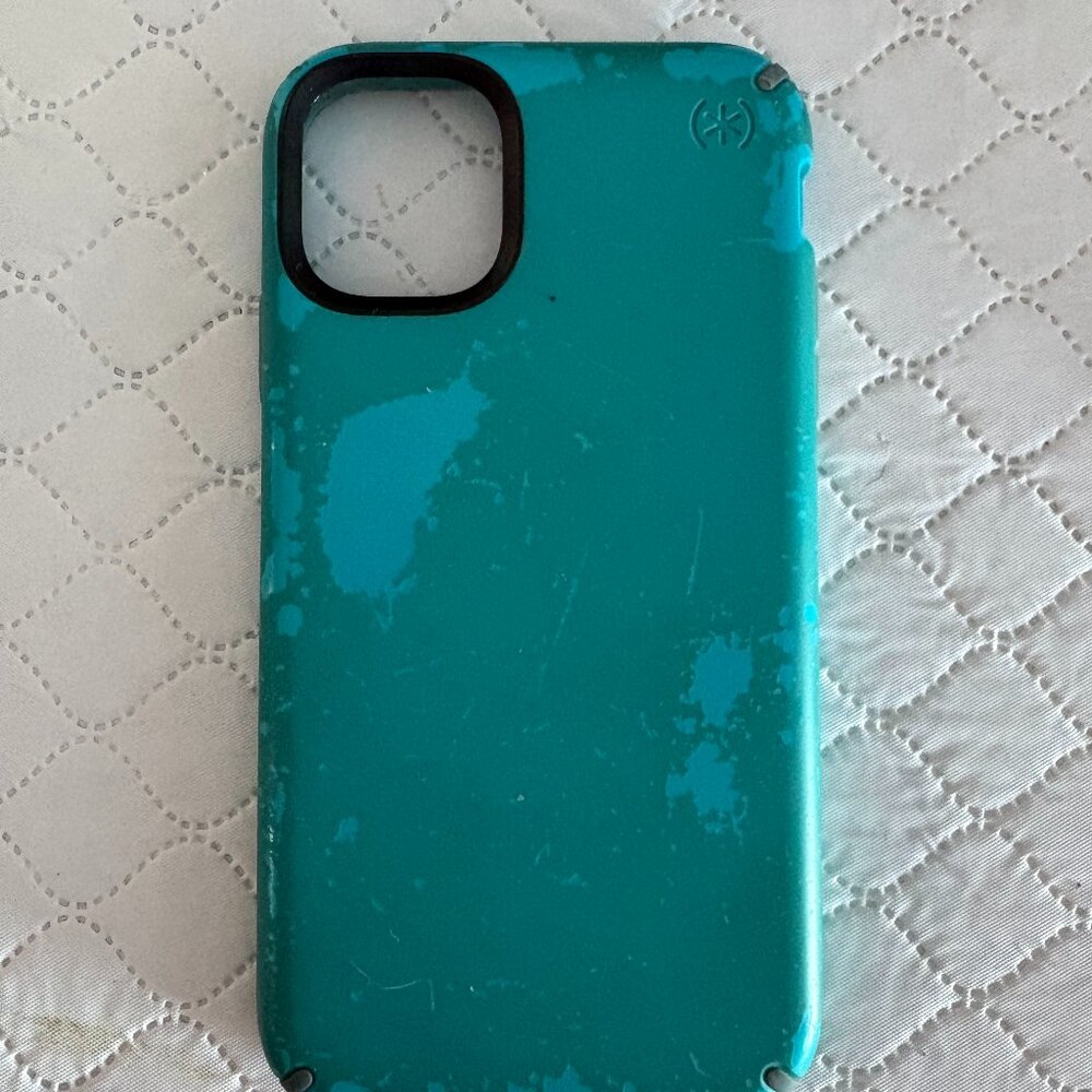 USED Speck iphone 12 Soft Touch Case Cover (Turquoise)